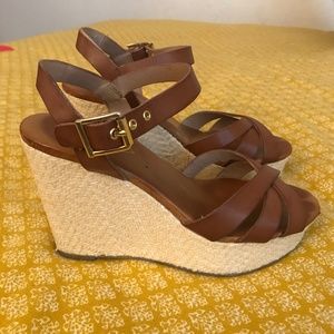 Cute Tan Wedges